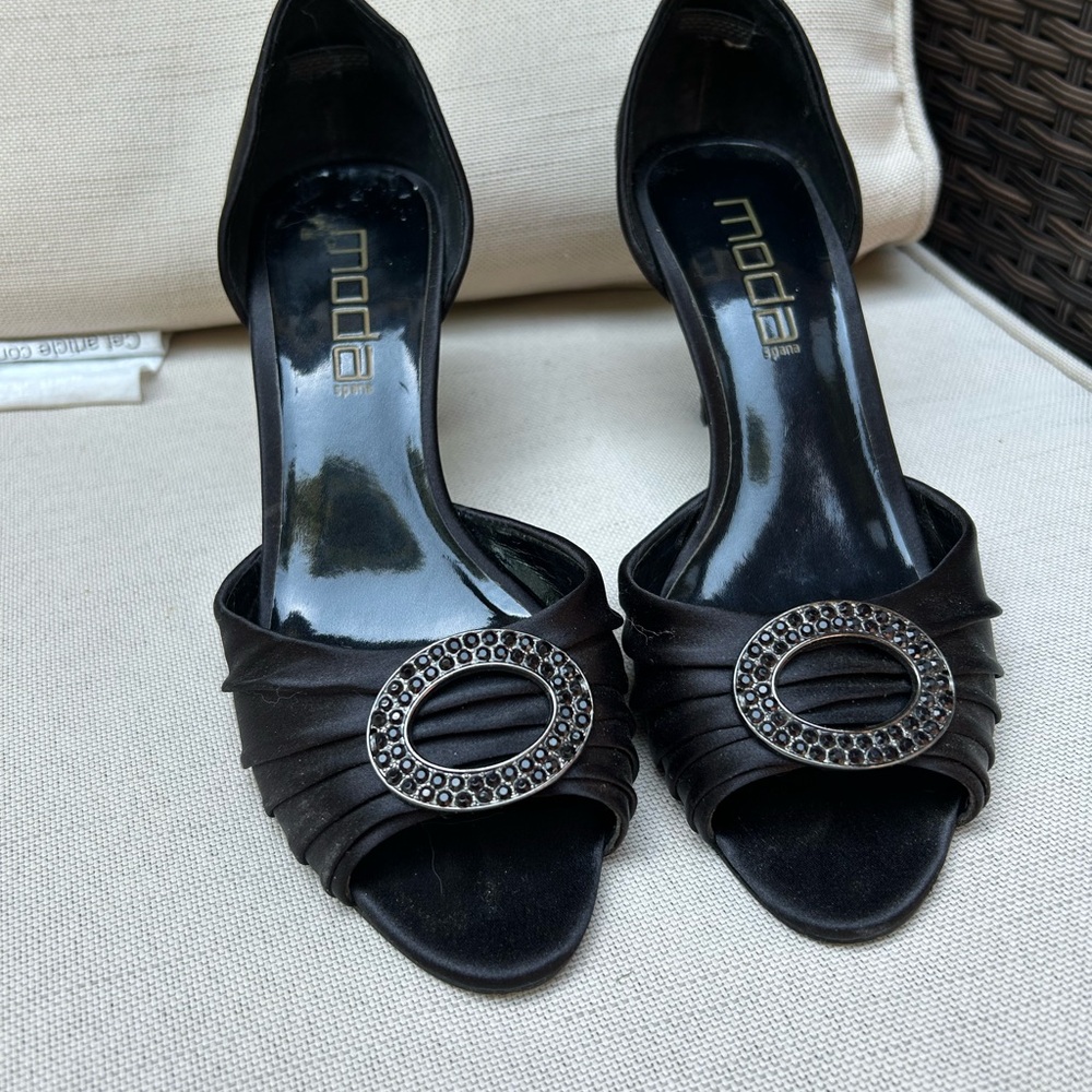 Moda Black Peep-Toe Heels with Rhinestone Ornament